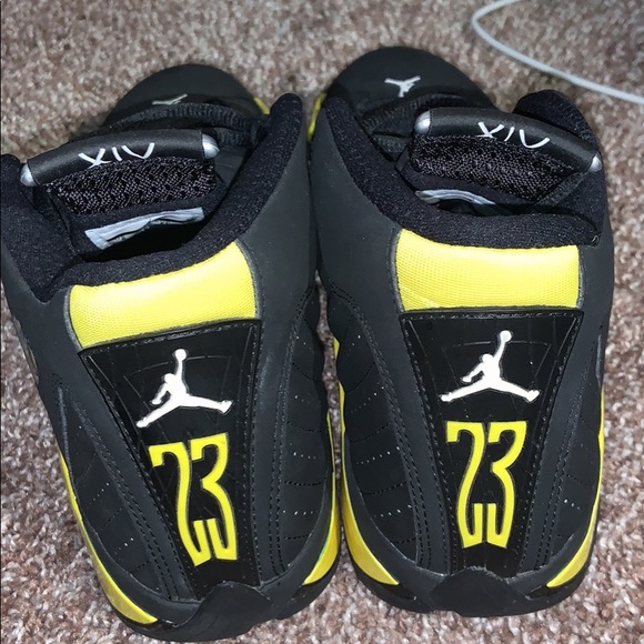 Jordan 14 Thunder MEN SIZE 8 - Picture 1 of 7